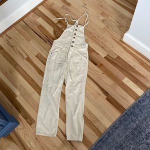 Anthropologie pilcro overalls in an off white size 25
